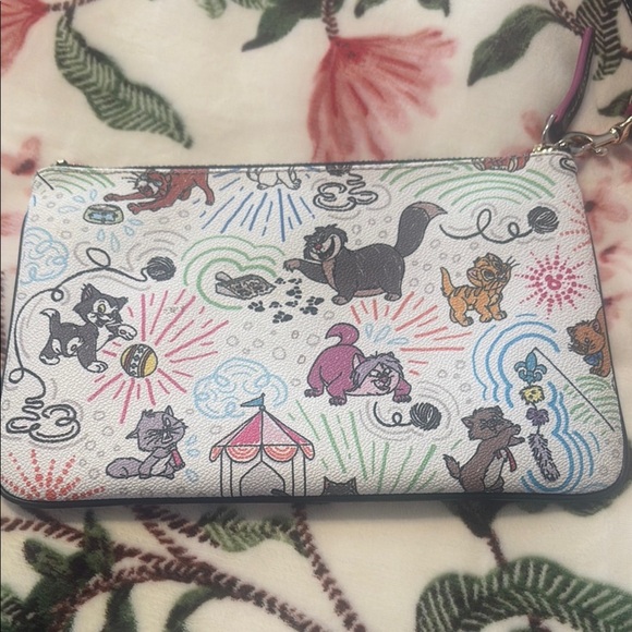Dooney & Bourke Disney Sketch Wristlet - Picture 3 of 5